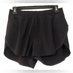 Lululemon Fast and Free High Rise Split Shorts Women’s 6 Black 3” LN